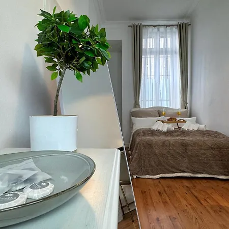 L Luxury Private In Prenzlauer Berg 公寓